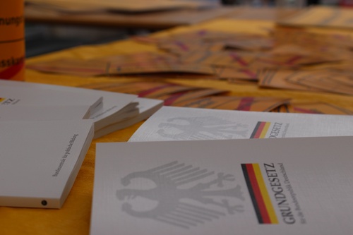 Titelbild zum News-Artikel: "Dein Grundgesetz" ist angelaufen!