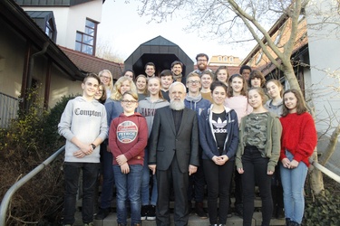 Titelbild: Firmbewerberwochenende mit dem Bischof (26.-28.01.)